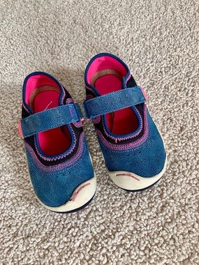 Plae Sneakers